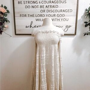 Elegant Cream Strapless Dress